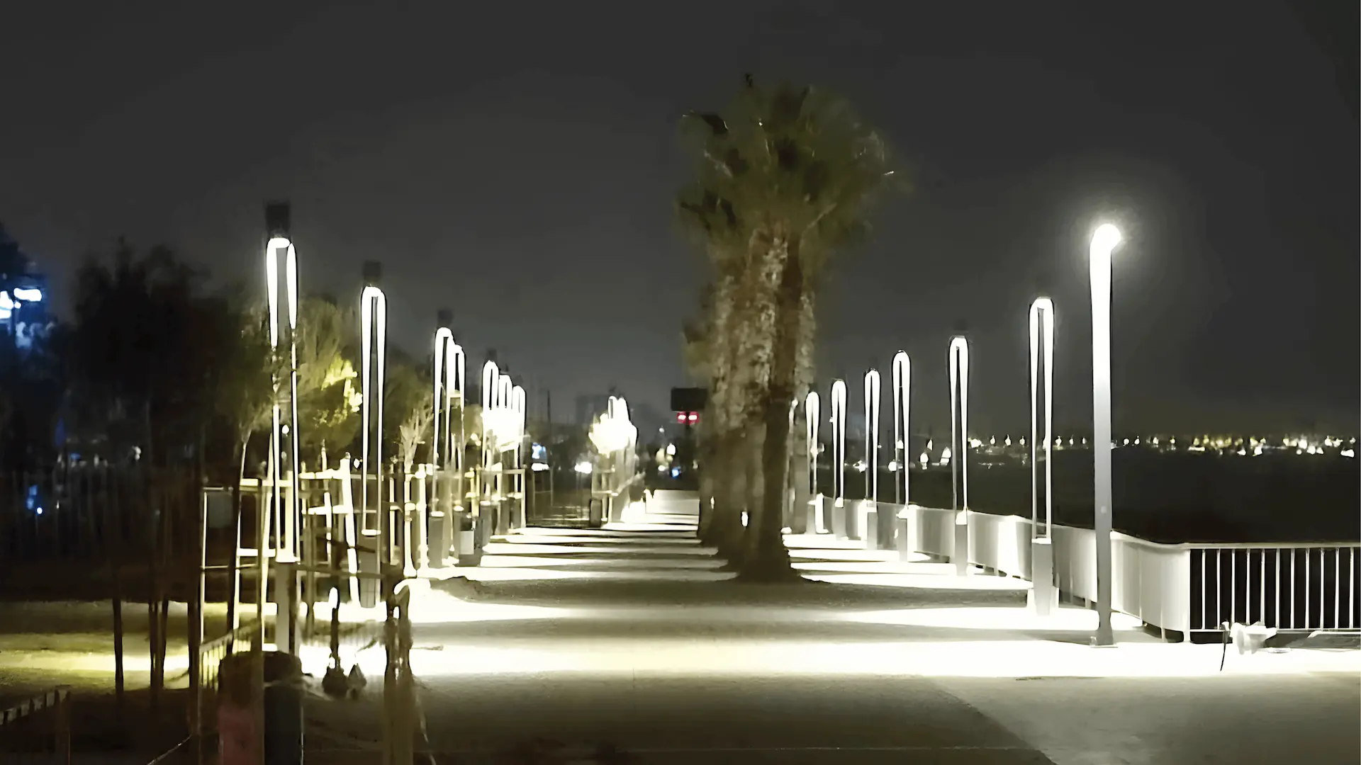 Antalya Konyaaltı Sahili